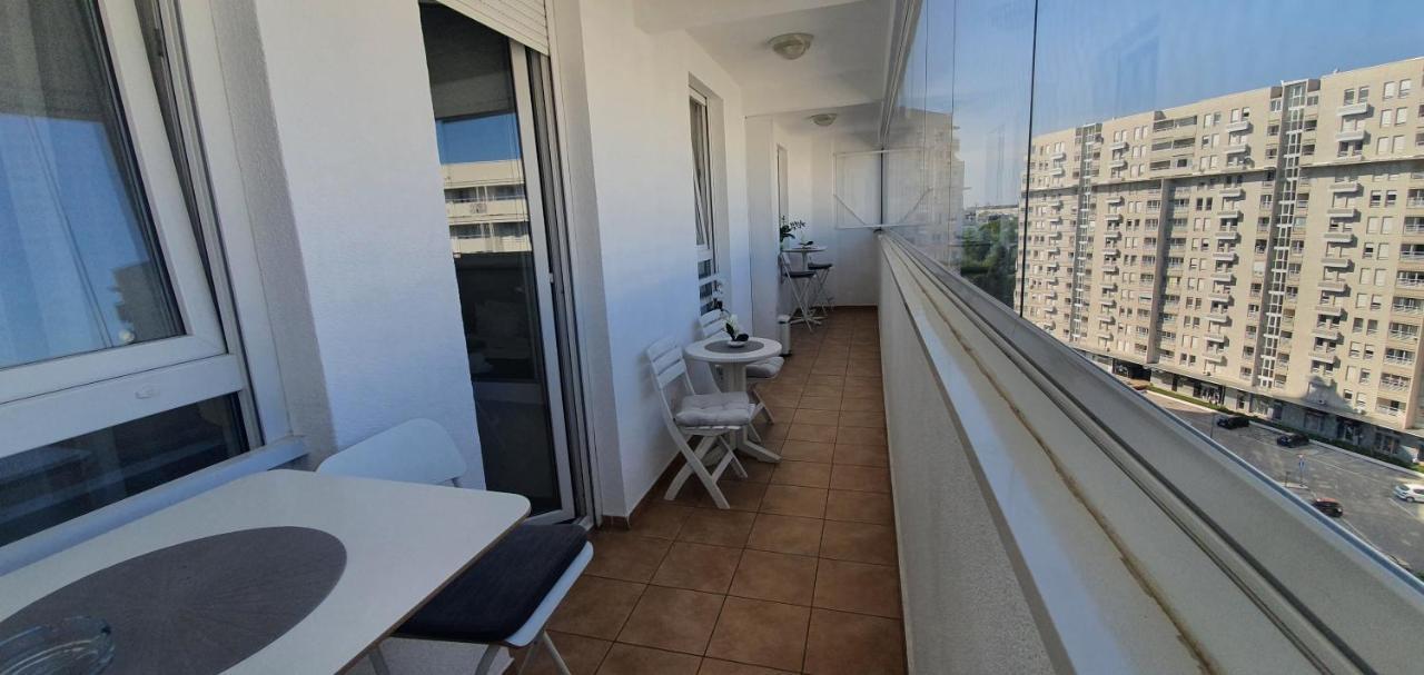 Royal Apartment Belvill Belgrado Esterno foto